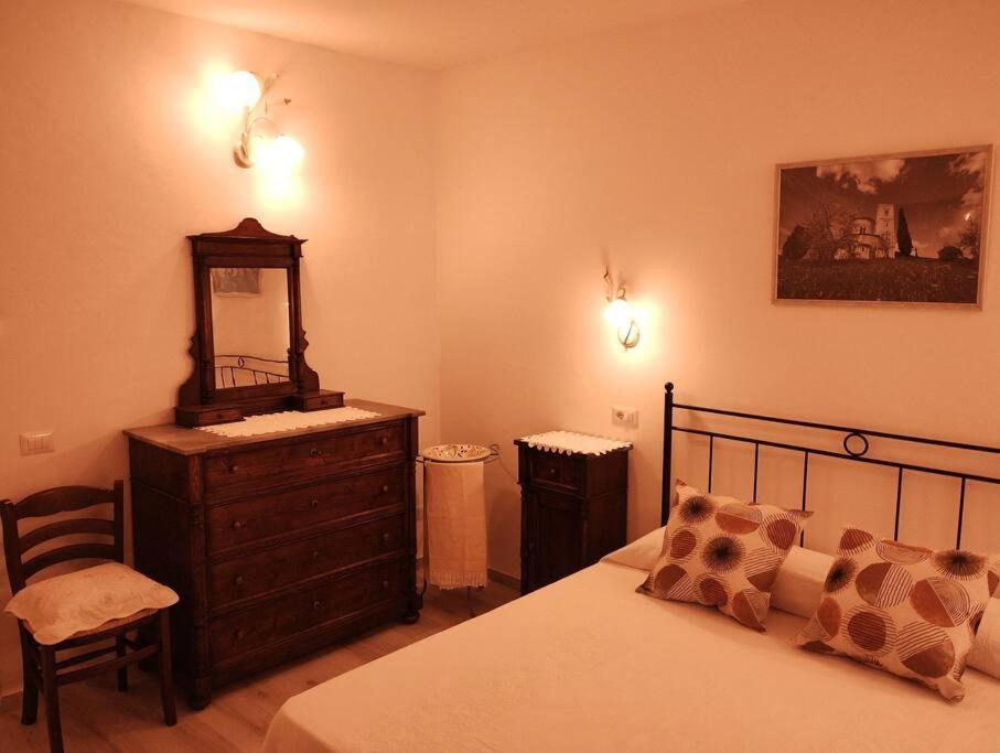 Appartement La Casina Di Nonna Giulia à Castiglione dʼOrcia Extérieur photo
